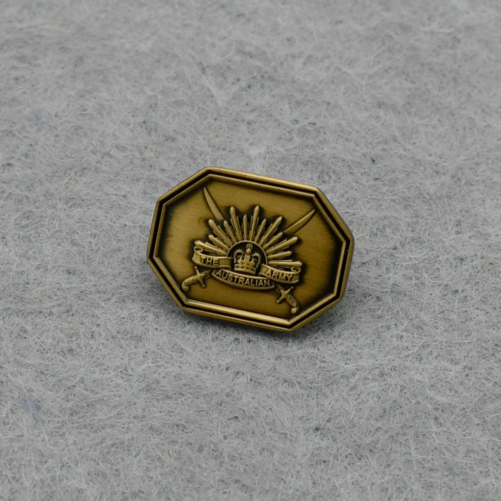 Australian Army (Level 3 - Gold) Commendation Badge - Image 6