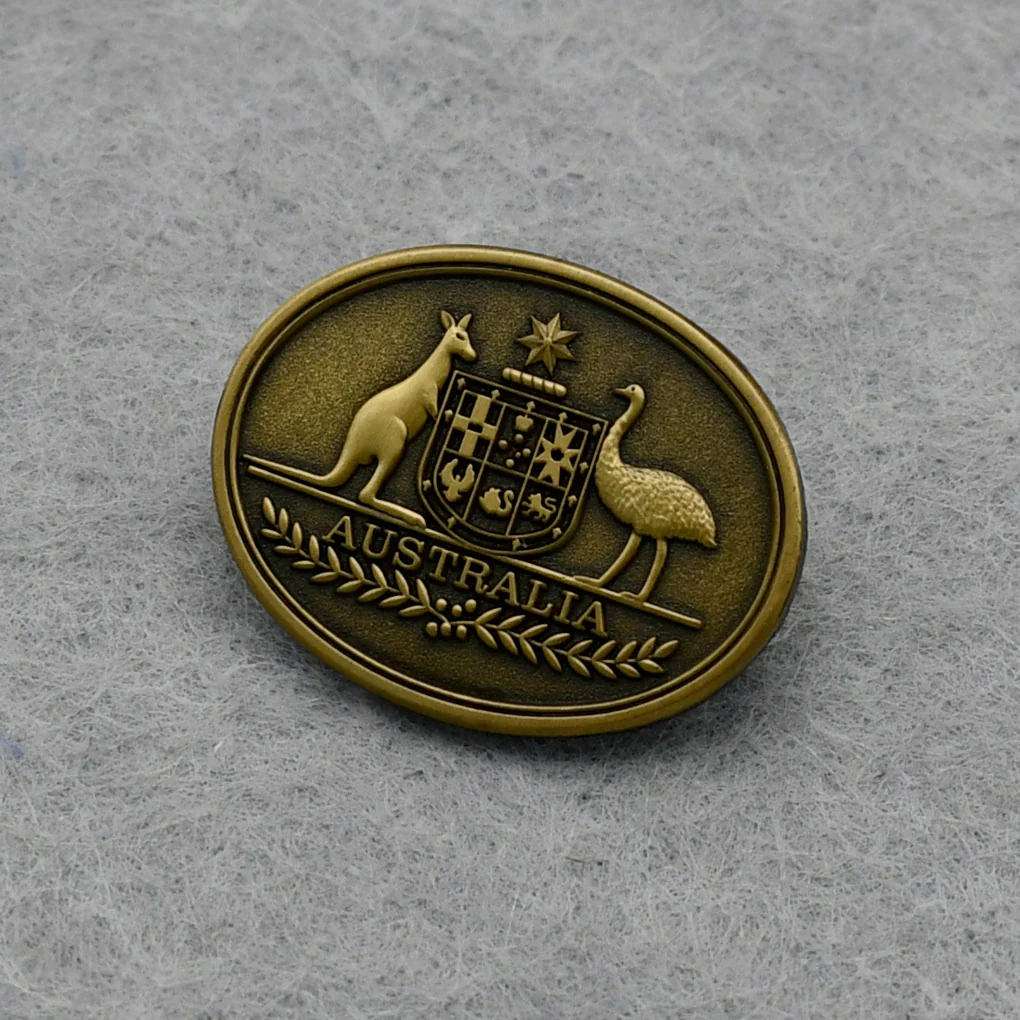 Defence Support Services (Level 3 - Gold) Commendation Badge - Image 3