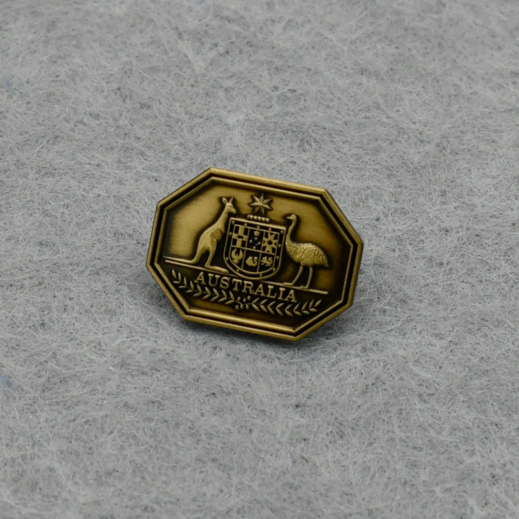 Defence Support Services (Level 3 - Gold) Commendation Badge - Image 6