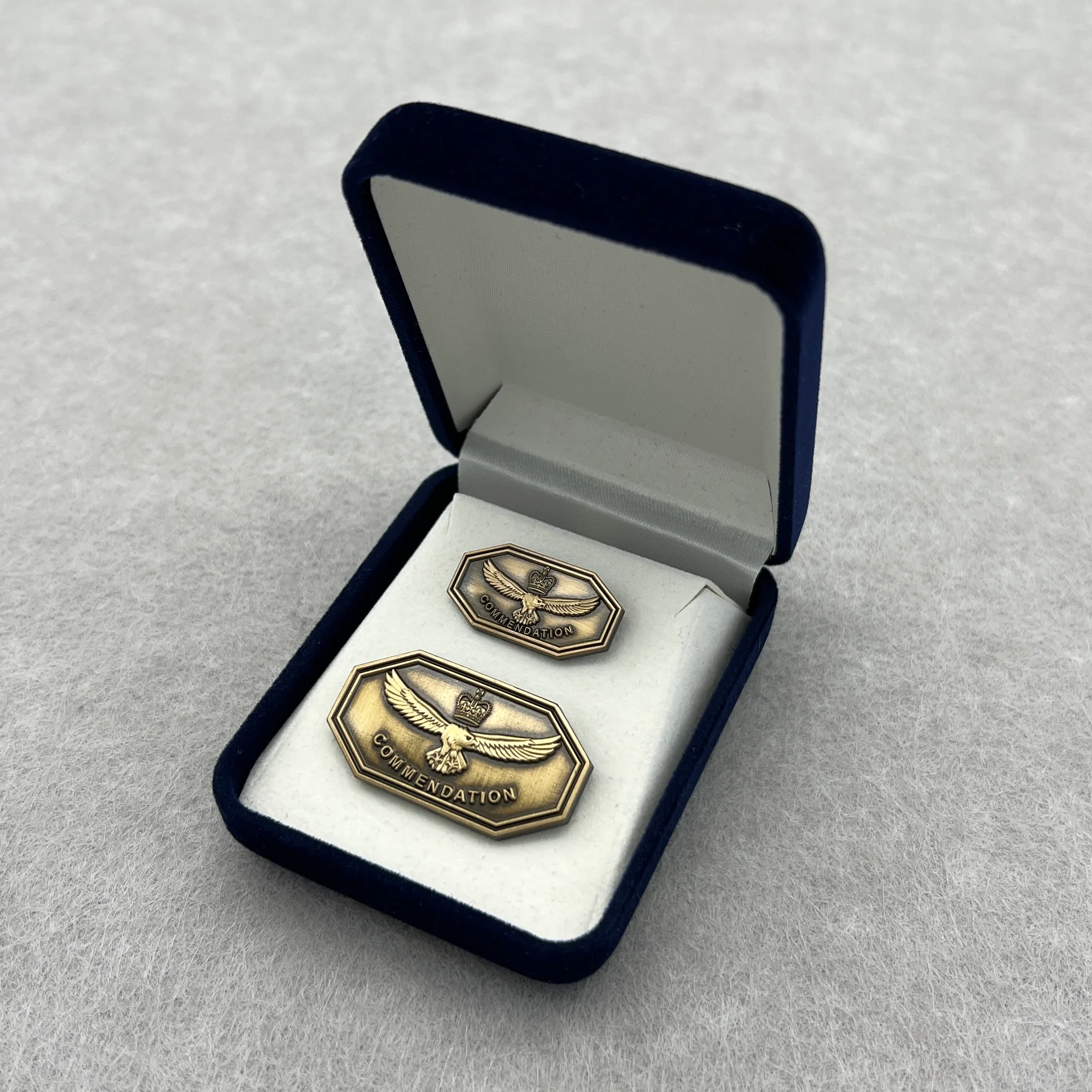 Royal Australian Air Force (Level 3 - Gold) Commendation Badge - Image 2