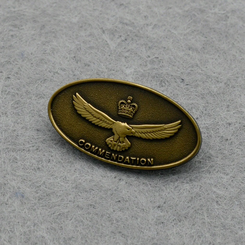 Royal Australian Air Force (Level 3 - Gold) Commendation Badge - Image 3