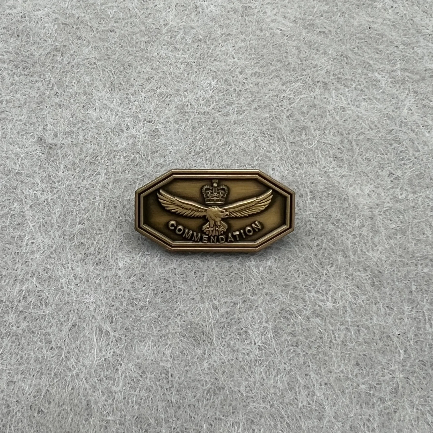Royal Australian Air Force (Level 3 - Gold) Commendation Badge - Image 6