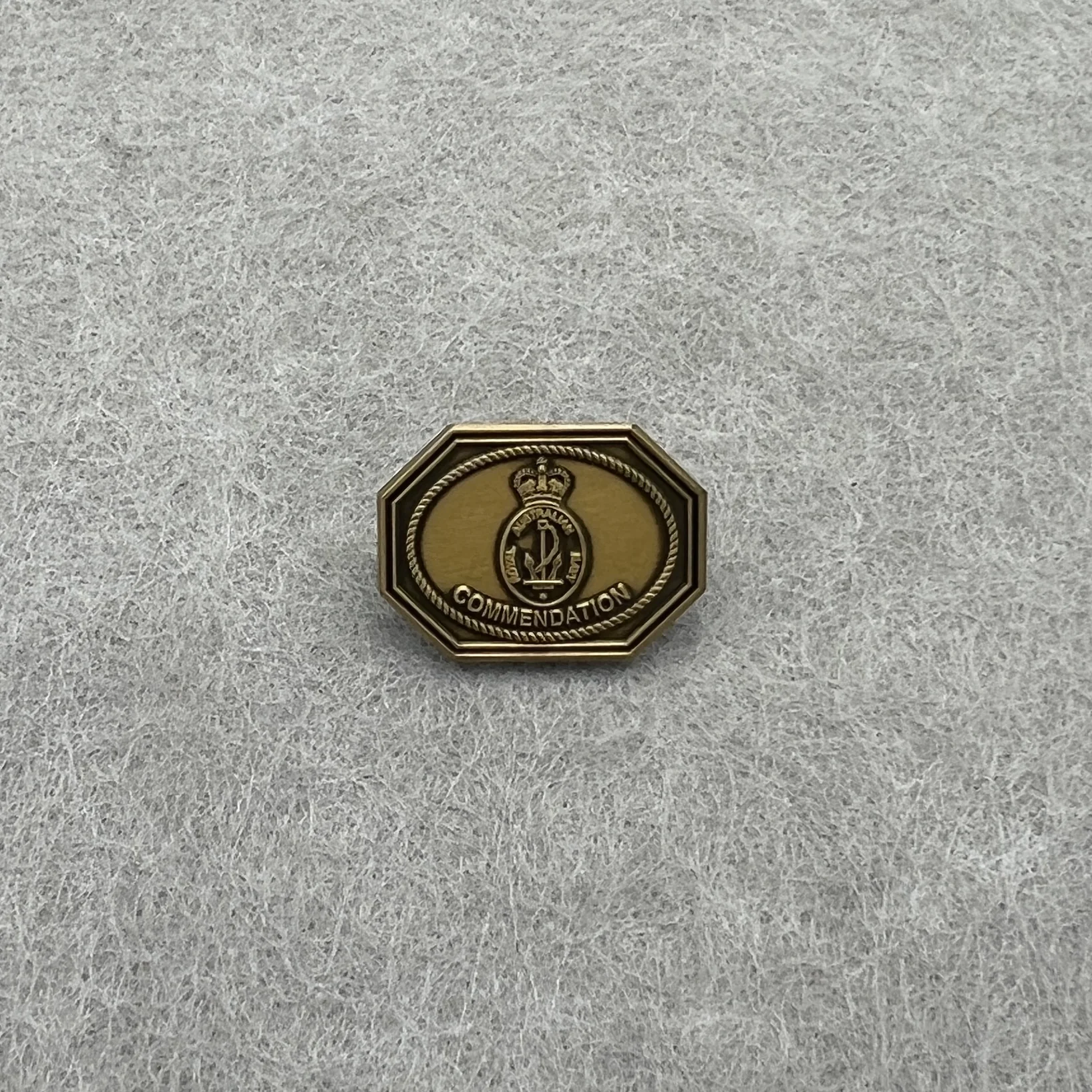 Royal Australian Navy (Level 3 - Gold) Commendation Badge - Image 6