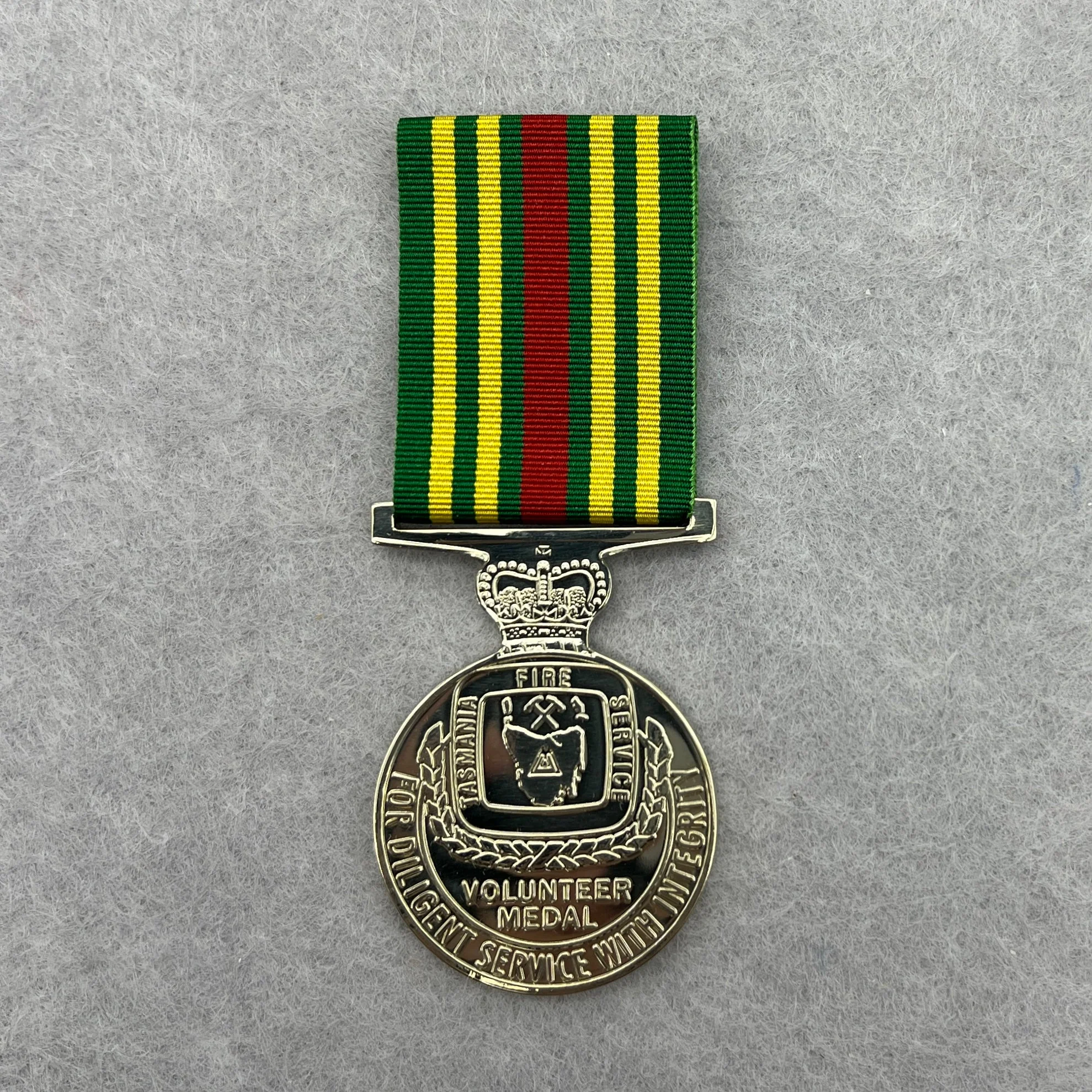 Tasmania - Tasmania Fire Service Volunteer Medal - Image 2